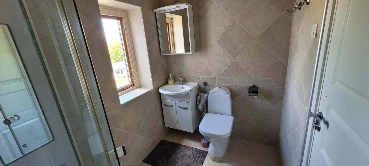 Svea Hotell, Vollsjoe Luaran gambar